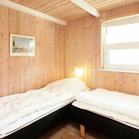 Four-bedroom Holiday In 2 Hirtshals