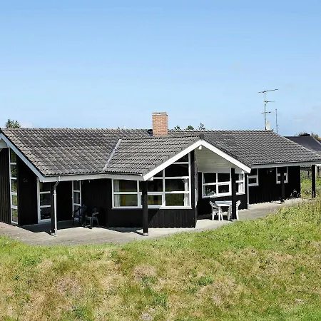 Four-bedroom Holiday In 2 Feriehus Hirtshals